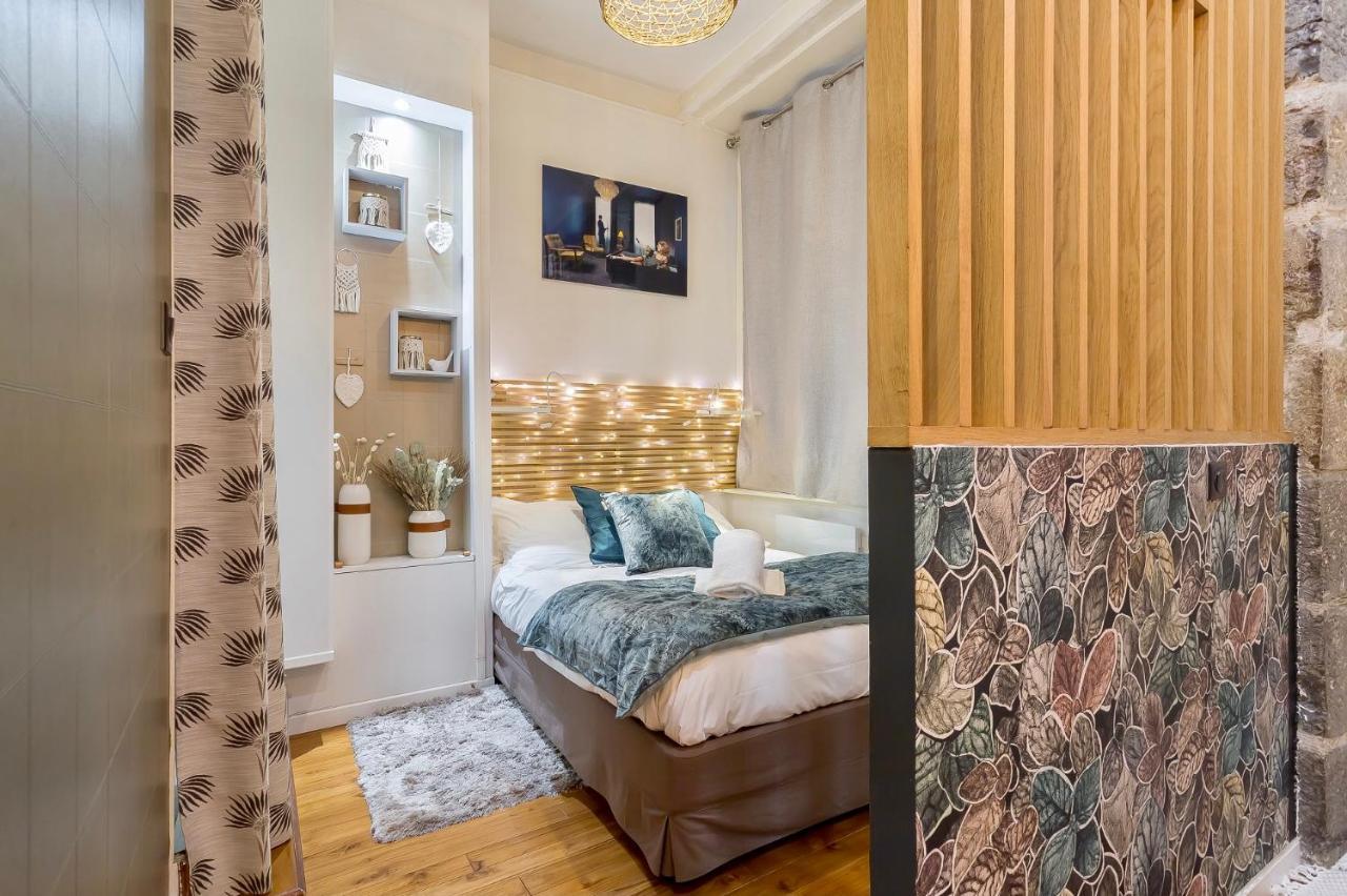Host - De Luxe Aux Terreaux&jacuzzi Lyon