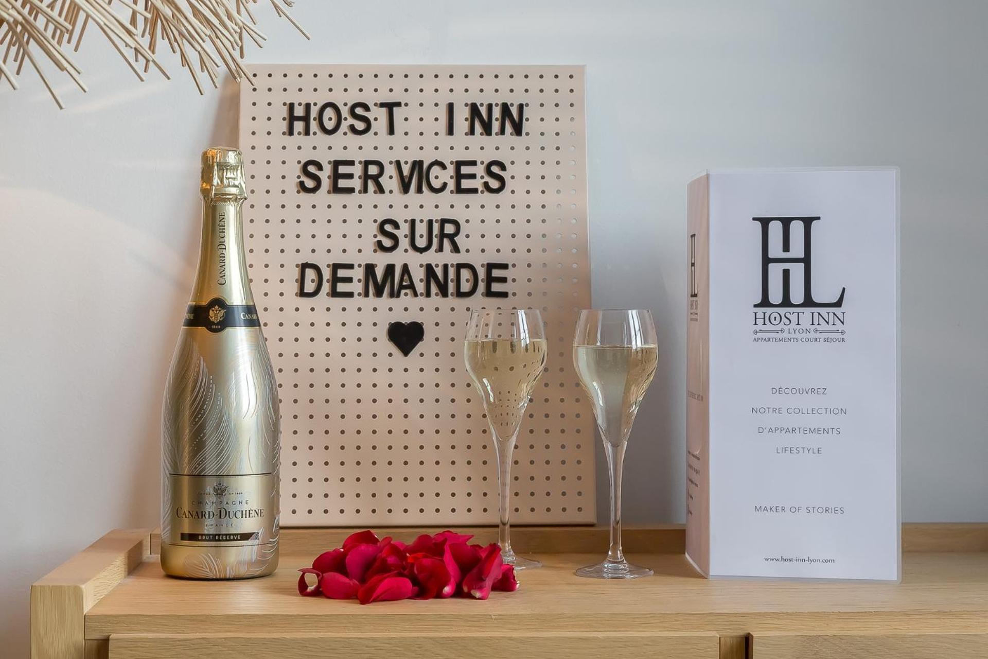 Appartement Host - De Luxe Aux Terreaux & Jacuzzi